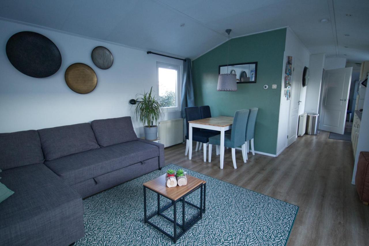 chalet hensbroek Buitenkant foto